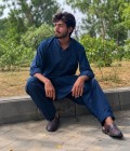 Встретьте Мужчинa : Abdullah, 19 лет до Pakistan  Faisalabad